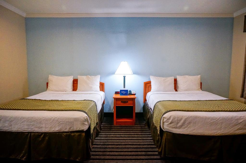 Hotel Parmani Πάλο Άλτο Εξωτερικό φωτογραφία